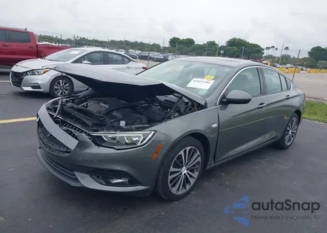 2018 Buick Regal Sportback Essence z USA, uszkodzony, nr VIN W04GP6SX2J1117351